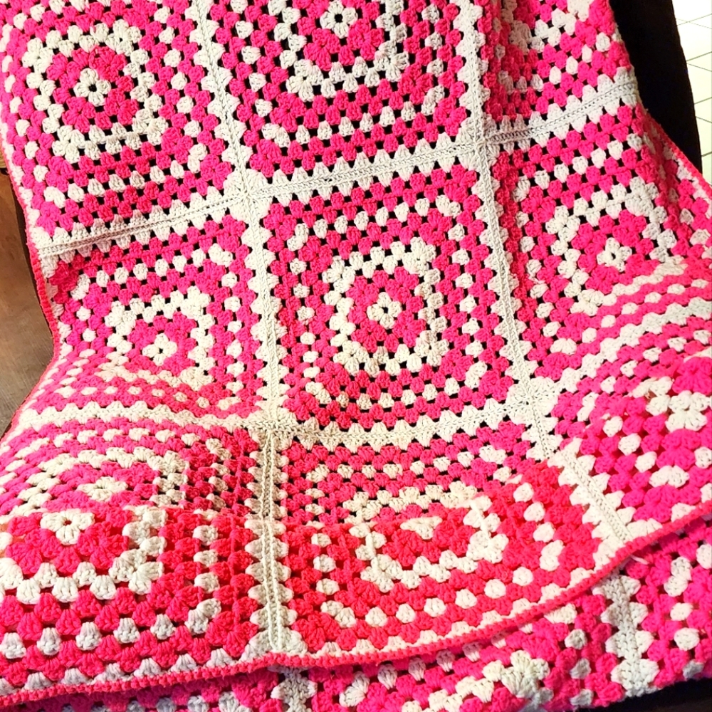 X Long Handmade Afghan Pink & White Vintage